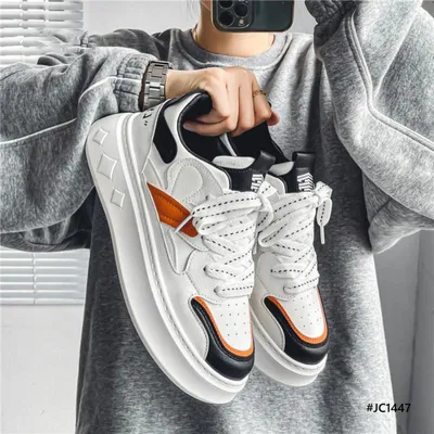 Premium Leather Men’s Casual Sneakers